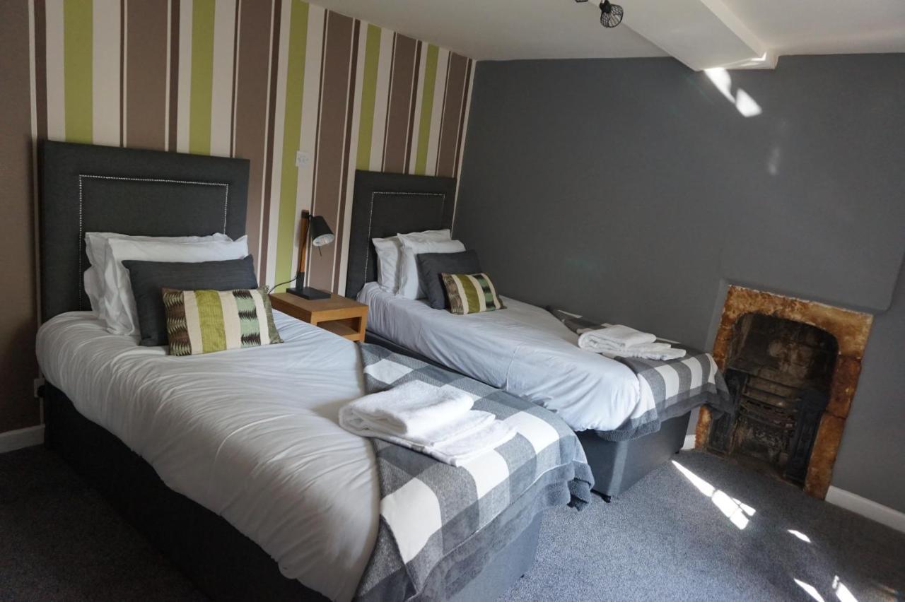 The Barge Inn Bradford-On-Avon Екстер'єр фото