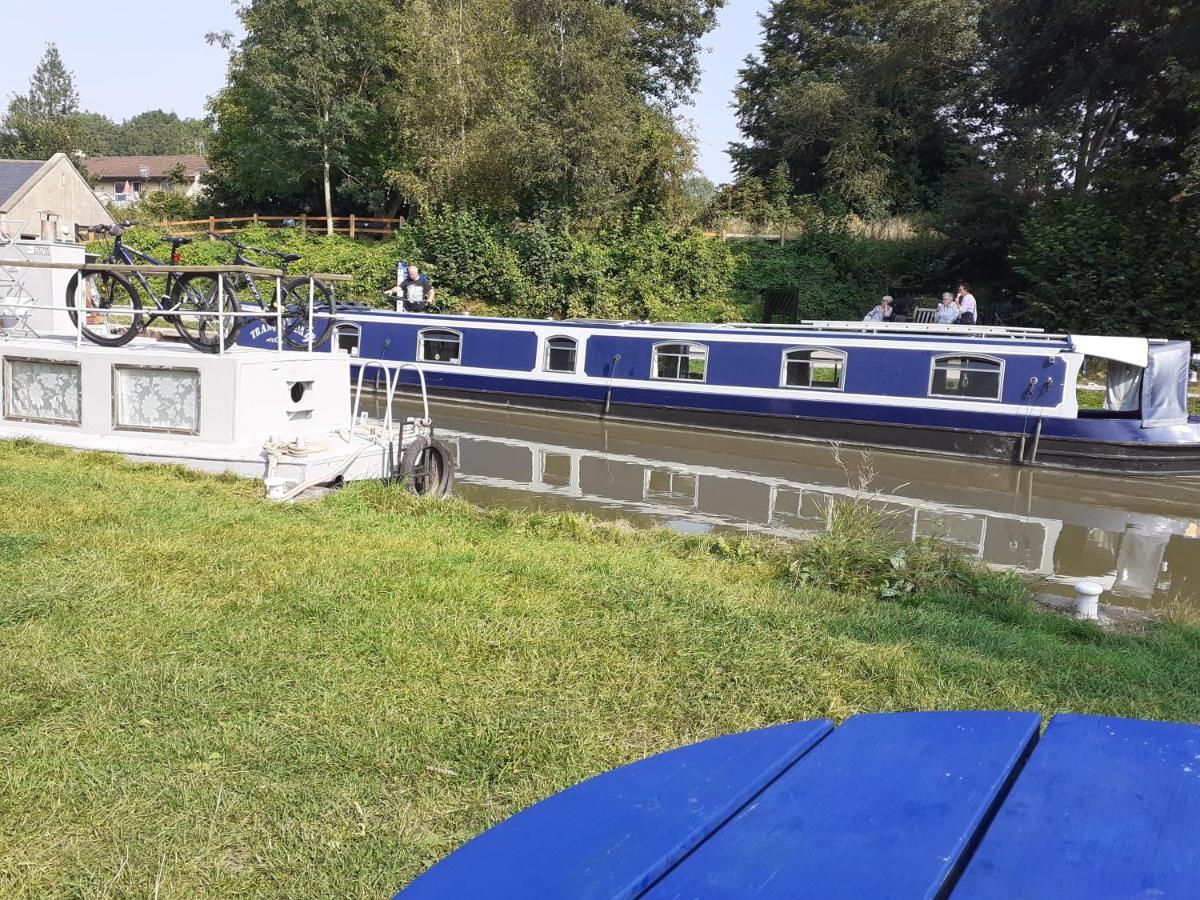 The Barge Inn Bradford-On-Avon Екстер'єр фото