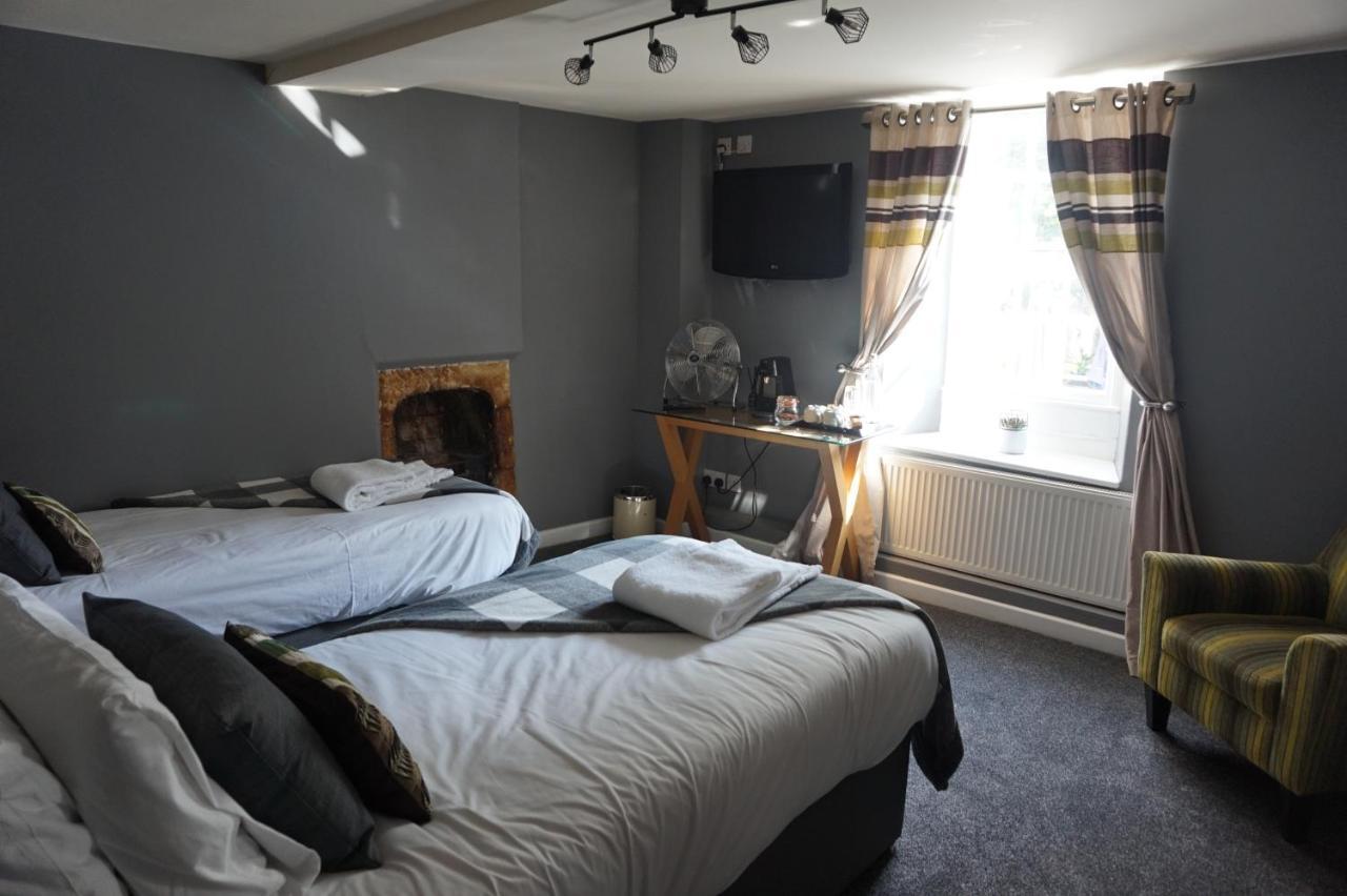 The Barge Inn Bradford-On-Avon Екстер'єр фото