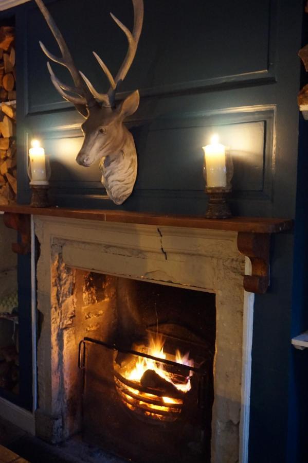The Barge Inn Bradford-On-Avon Екстер'єр фото